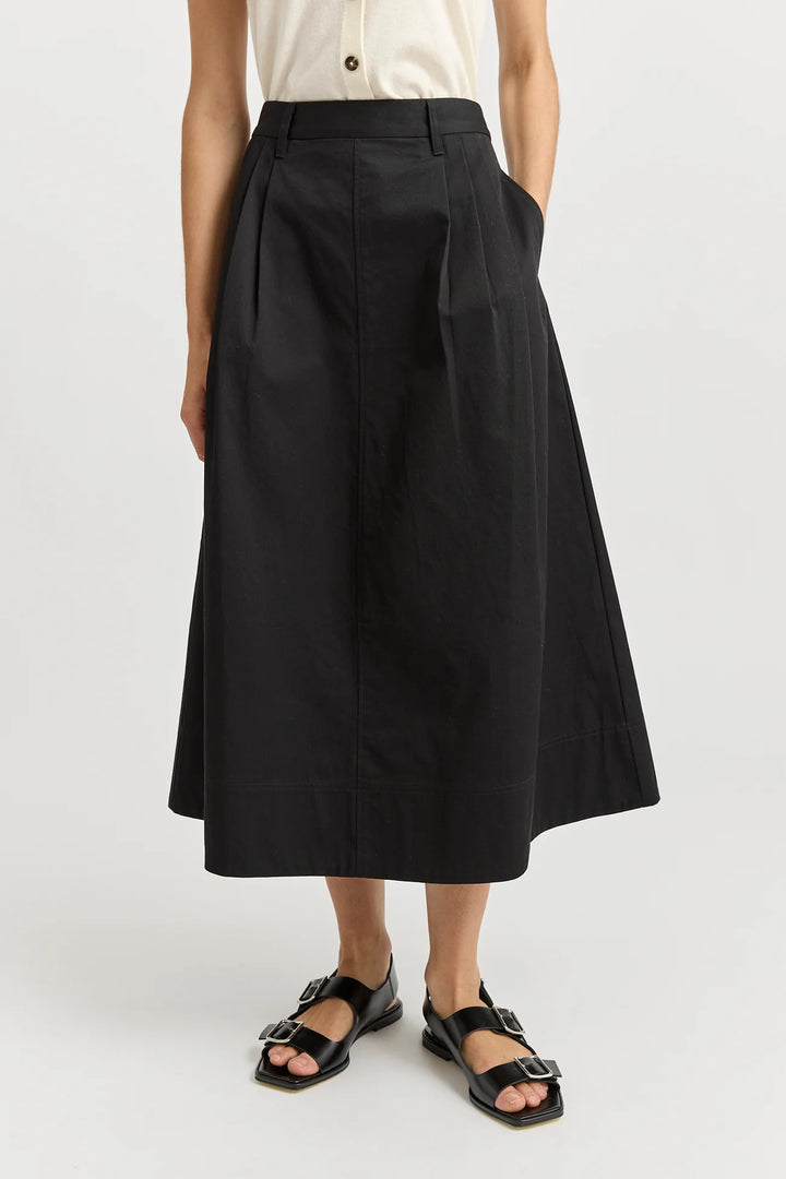 Pleat Detail Midi Skirt | Black