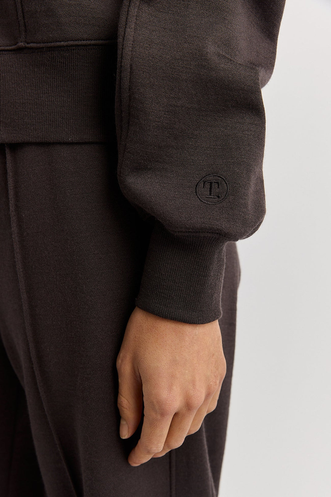 Lounge Cropped Zip Jumper | Date