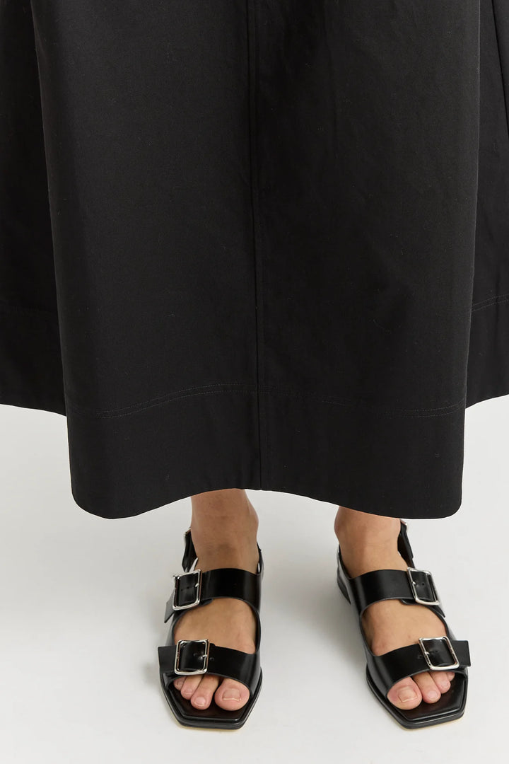 Pleat Detail Midi Skirt | Black