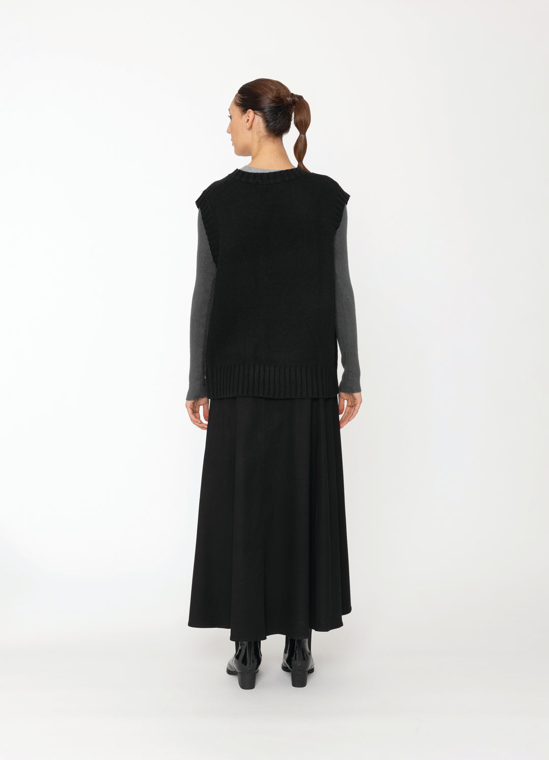 Livia Vest | Black