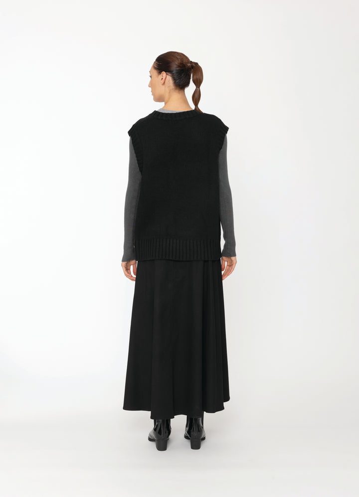Livia Vest | Black