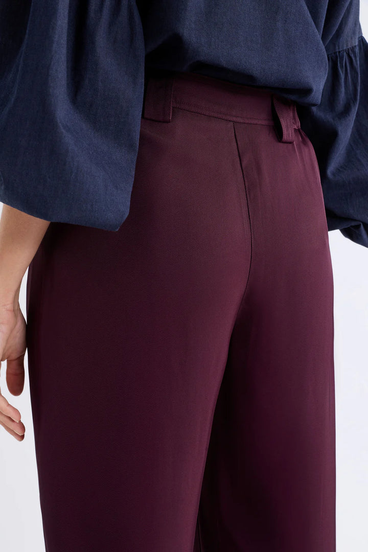 Hullu Pant | Shiraz