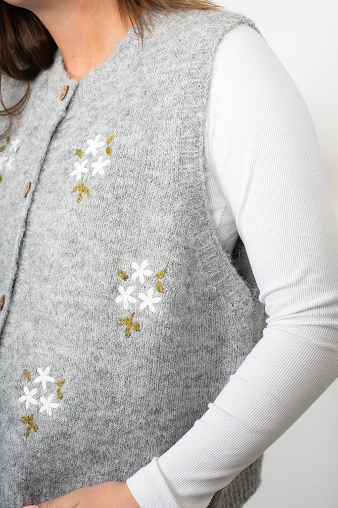 Maude Vest | Grey Flowers OSFM
