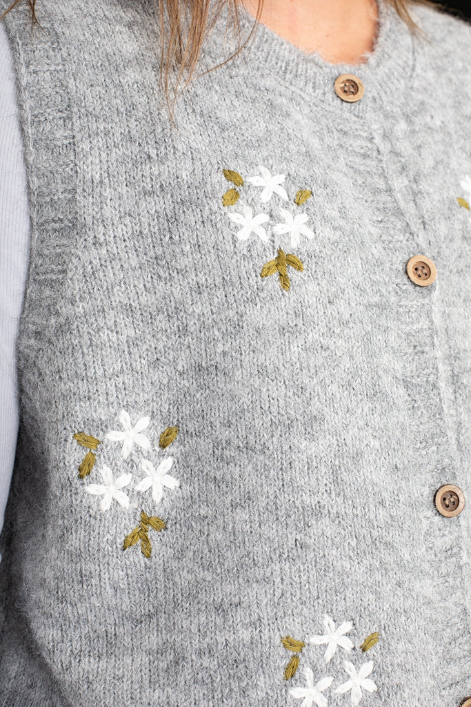 Maude Vest | Grey Flowers OSFM