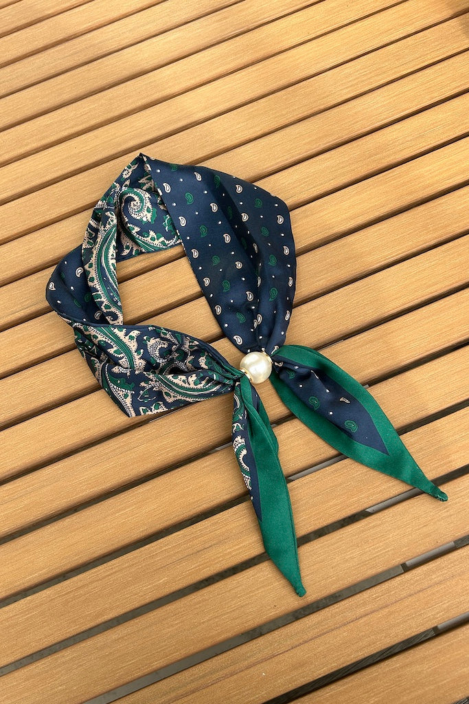 Pearl Bow Fasten Neck Tie | Windsor