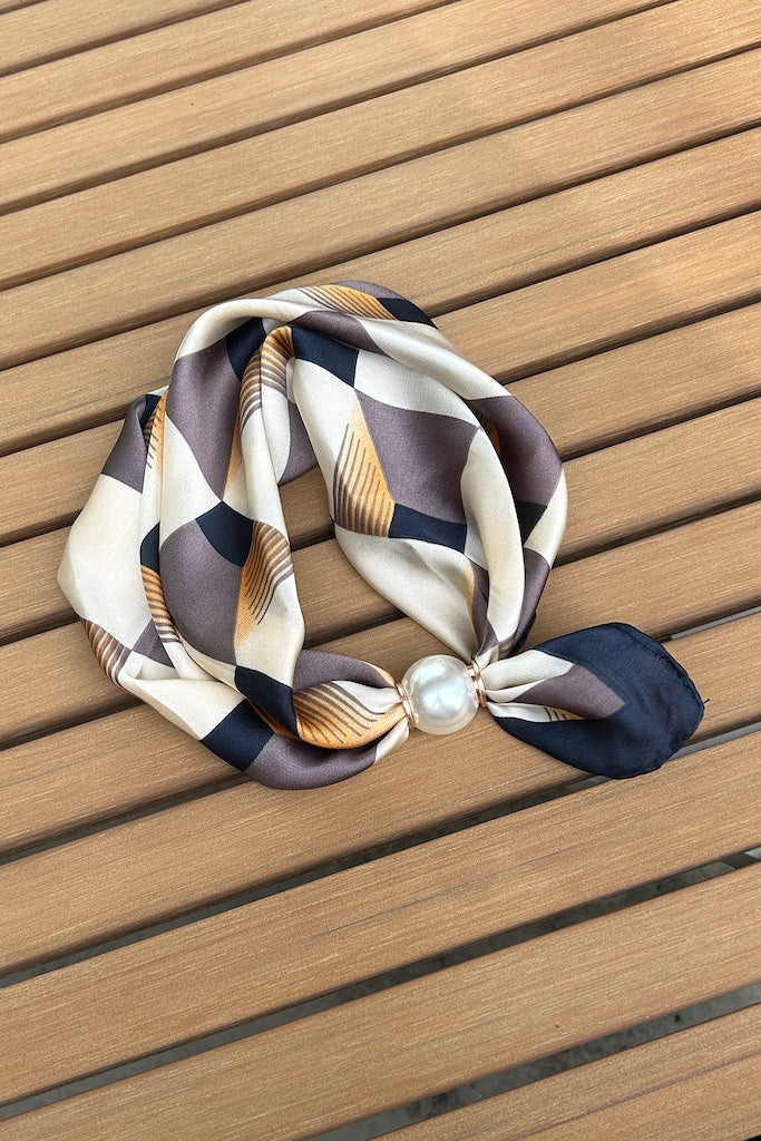 Pearl Fasten Neck Tie | Cityscape
