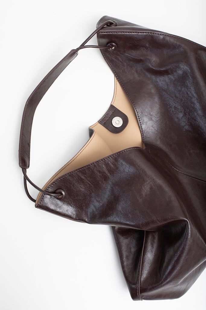 Classic Carry-All Shoulder Bag | Raisin