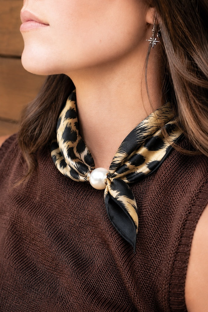 Pearl Fasten Necktie | Safari Blend