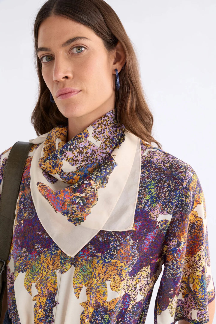 Lantis Scarf