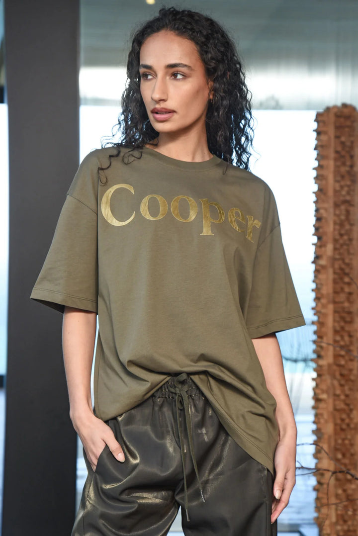 Tick Flock T-Shirt | Olive