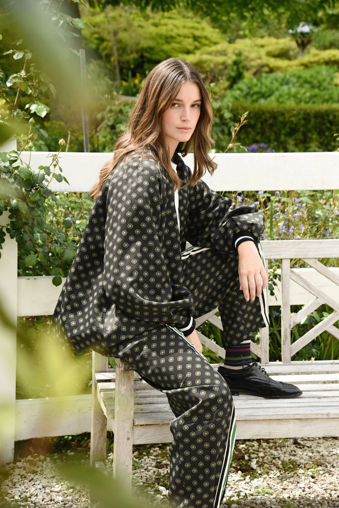 Follow The Track Pant | Black