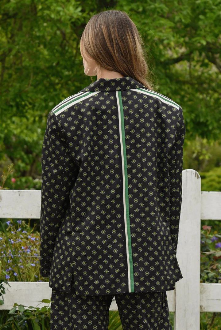 Keep It Blazing Jacket | Black
