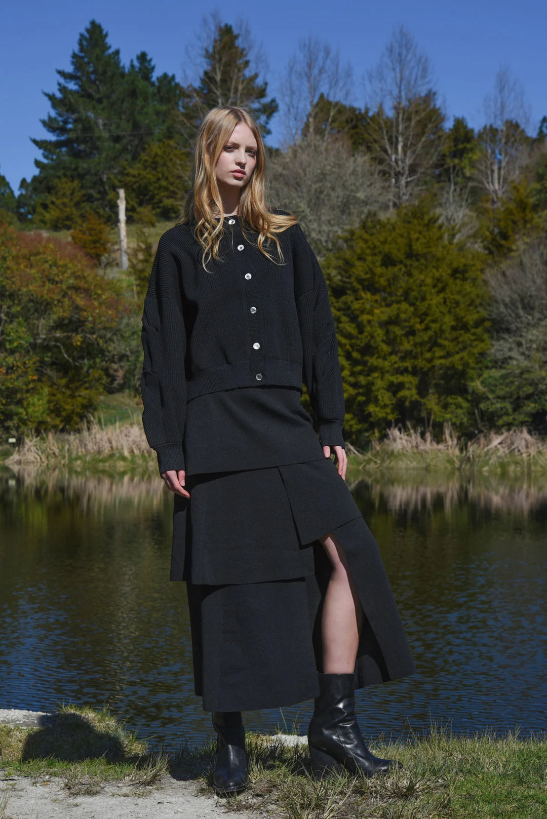 Twist & Shout Cardigan | Black