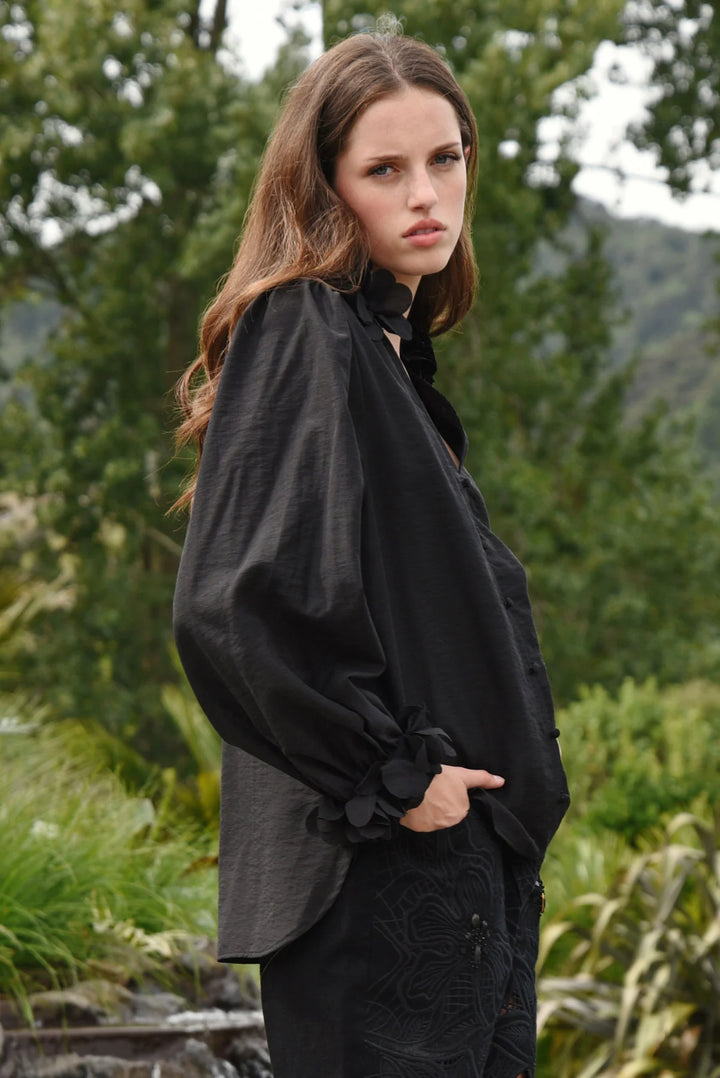 Budding Romance Top | Black