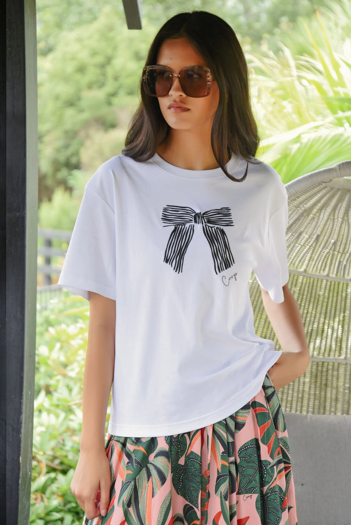 Gotta Bow T-Shirt | White/Black