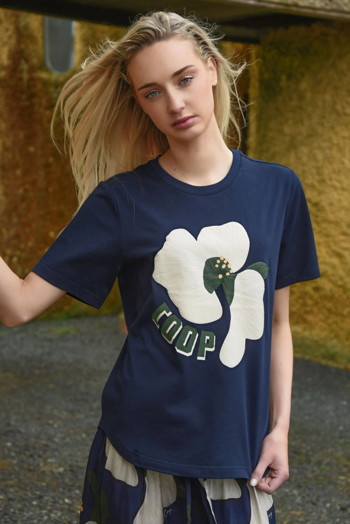 Petal Pop T-Shirt | Navy