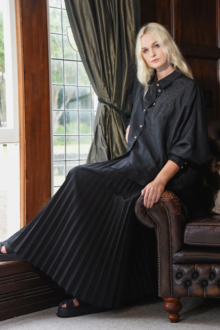 In Skirt Of Time | Black