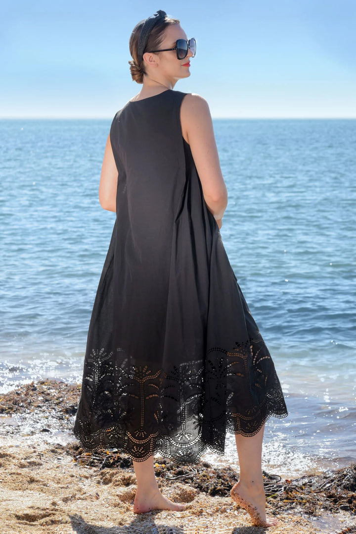 Bottom Heavy Dress | Black