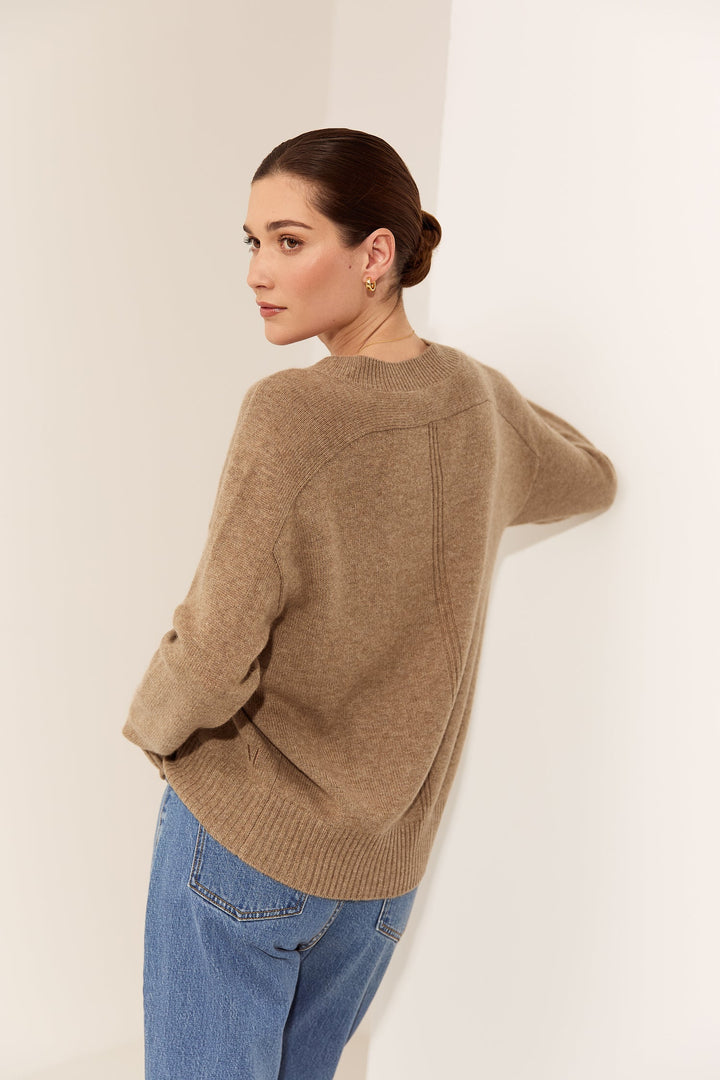 Cashmere V-Neck | Nutmeg