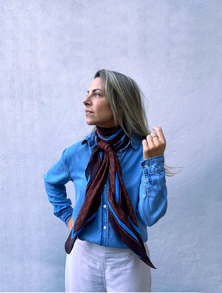 The Divian Scarf | Choc/Blue