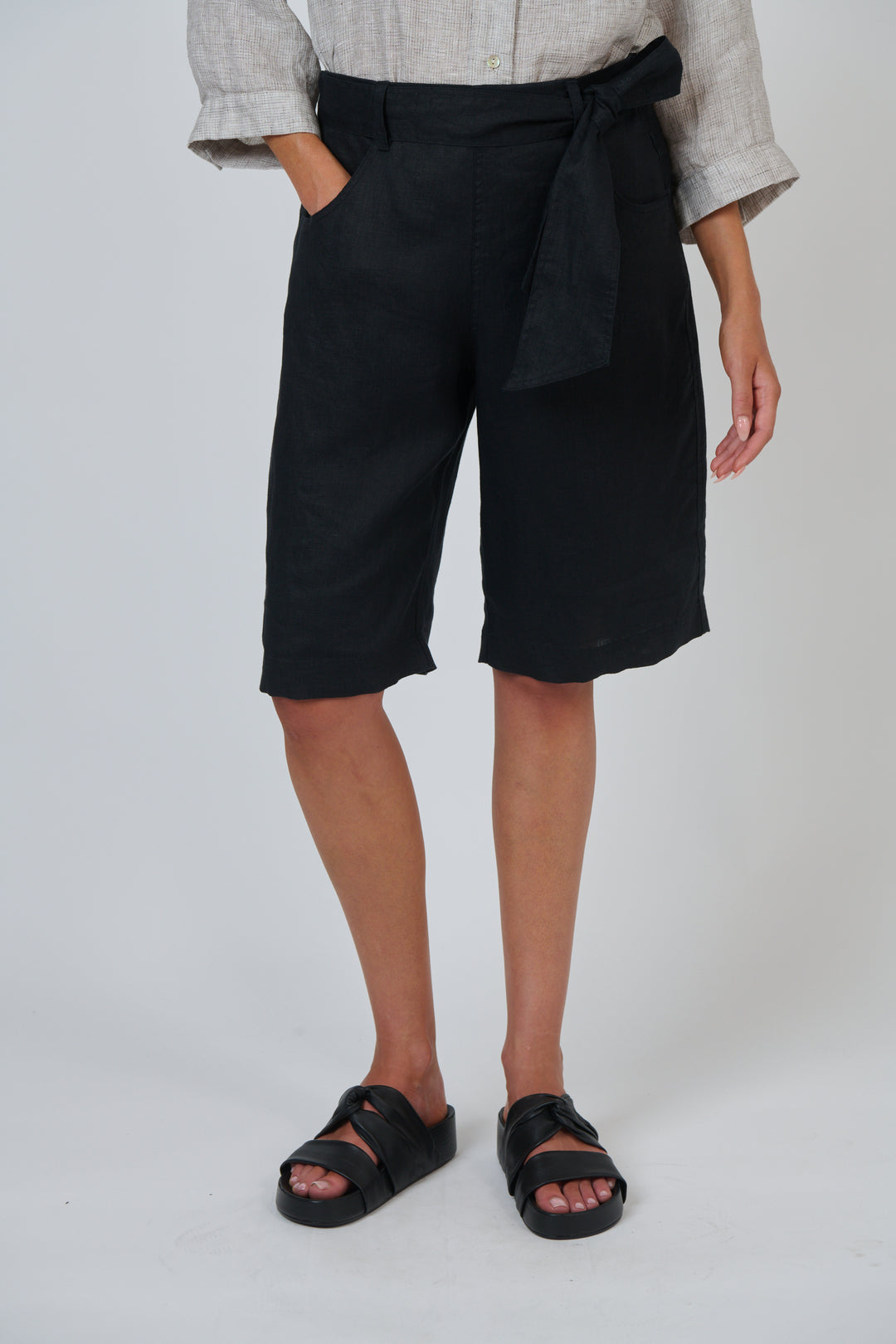 Sophie Shorts | Black