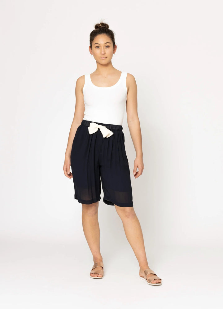 Ford Shorts SS25 | Navy Viscoes