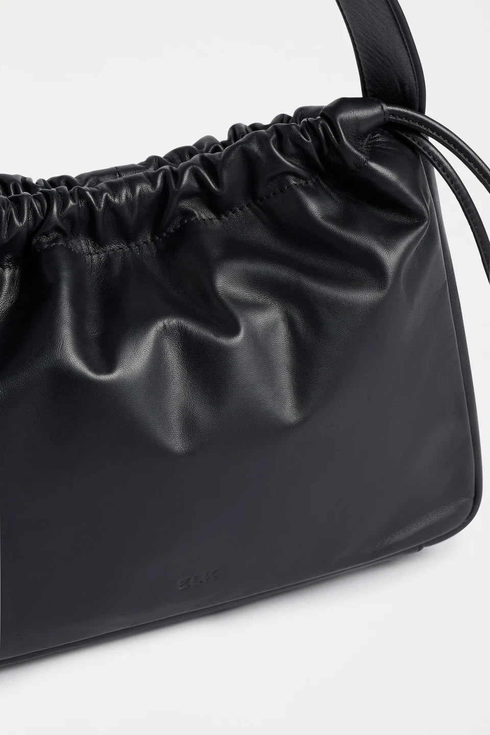 Appelle Shoulder Bag | Black