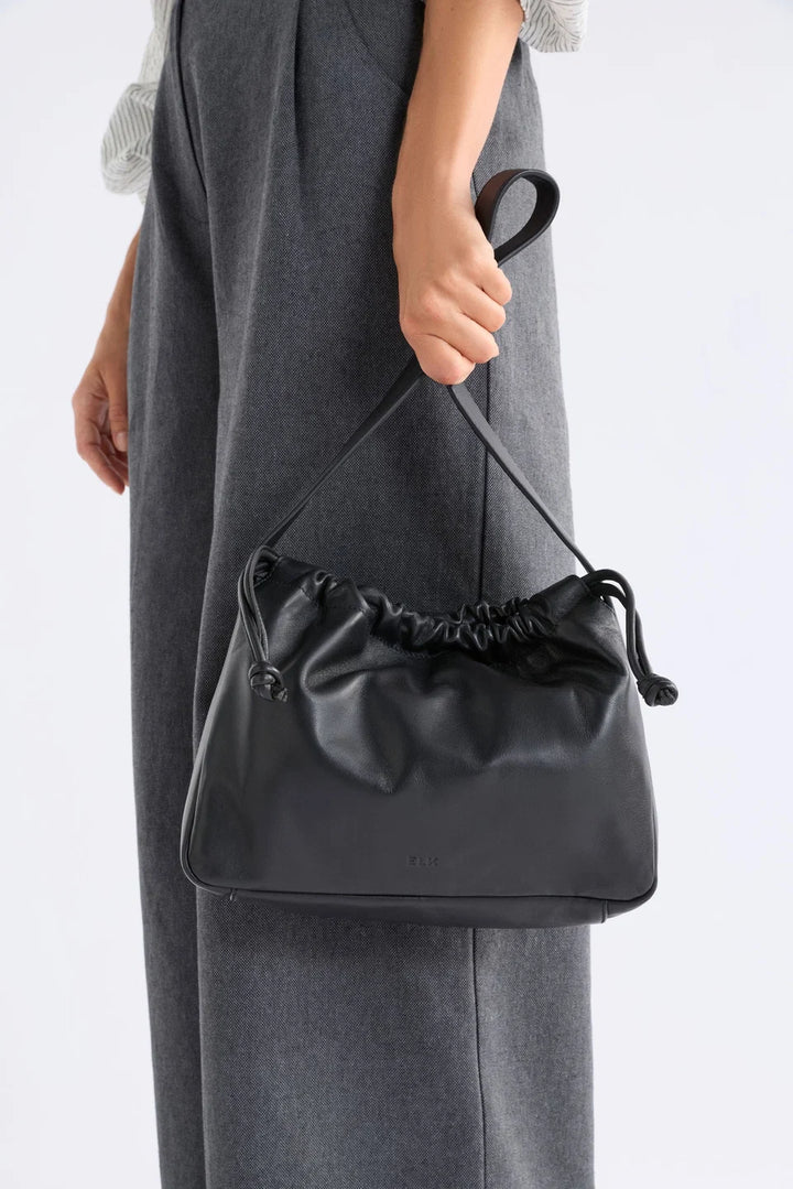 Appelle Shoulder Bag | Black