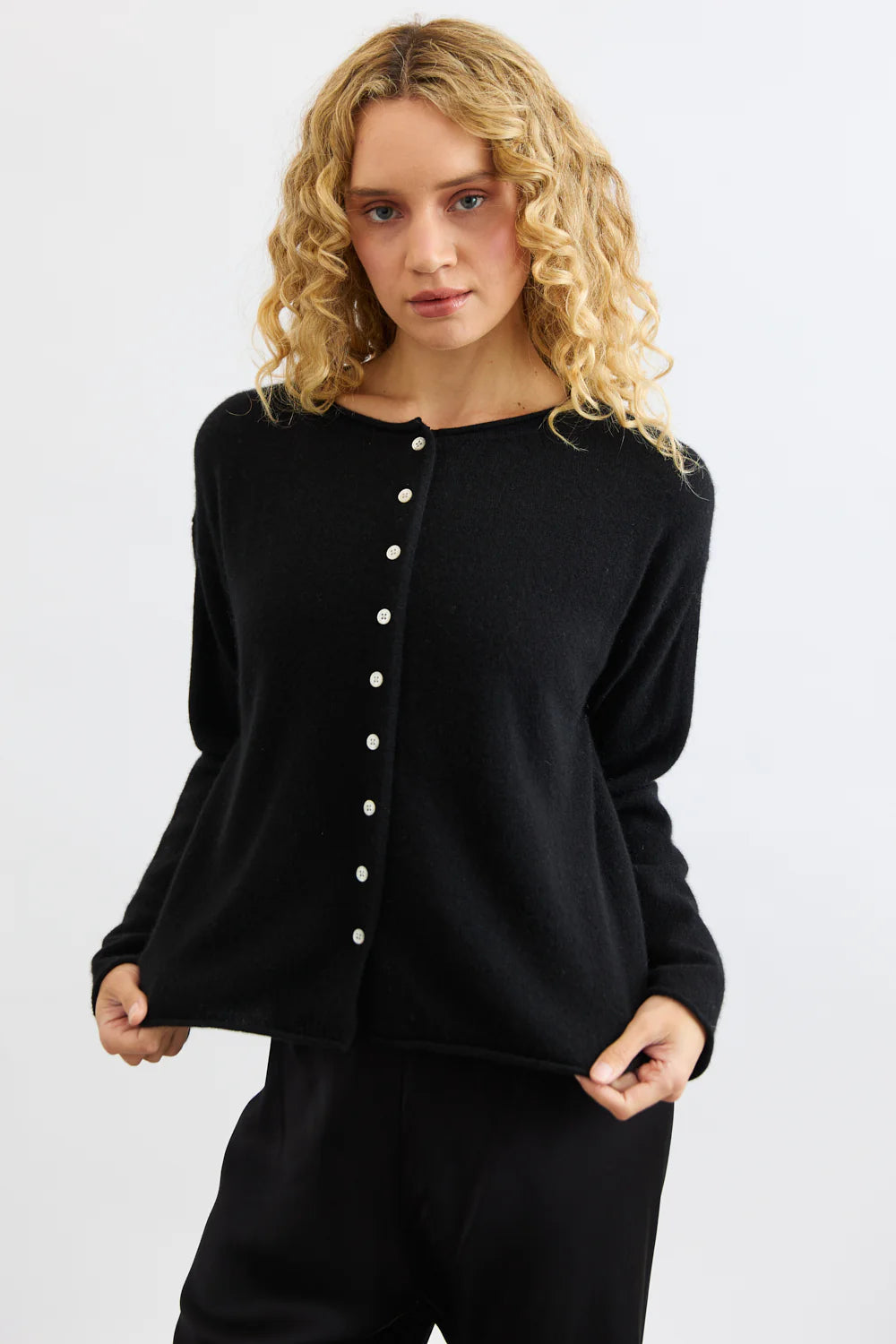 Reversible Button Cardi | Black