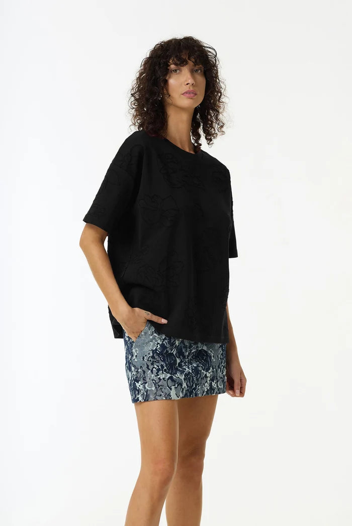 Off Duty Flora Tee | Black