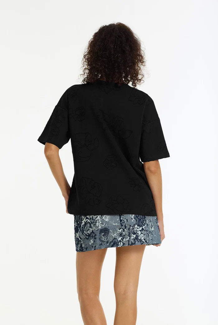 Off Duty Flora Tee | Black