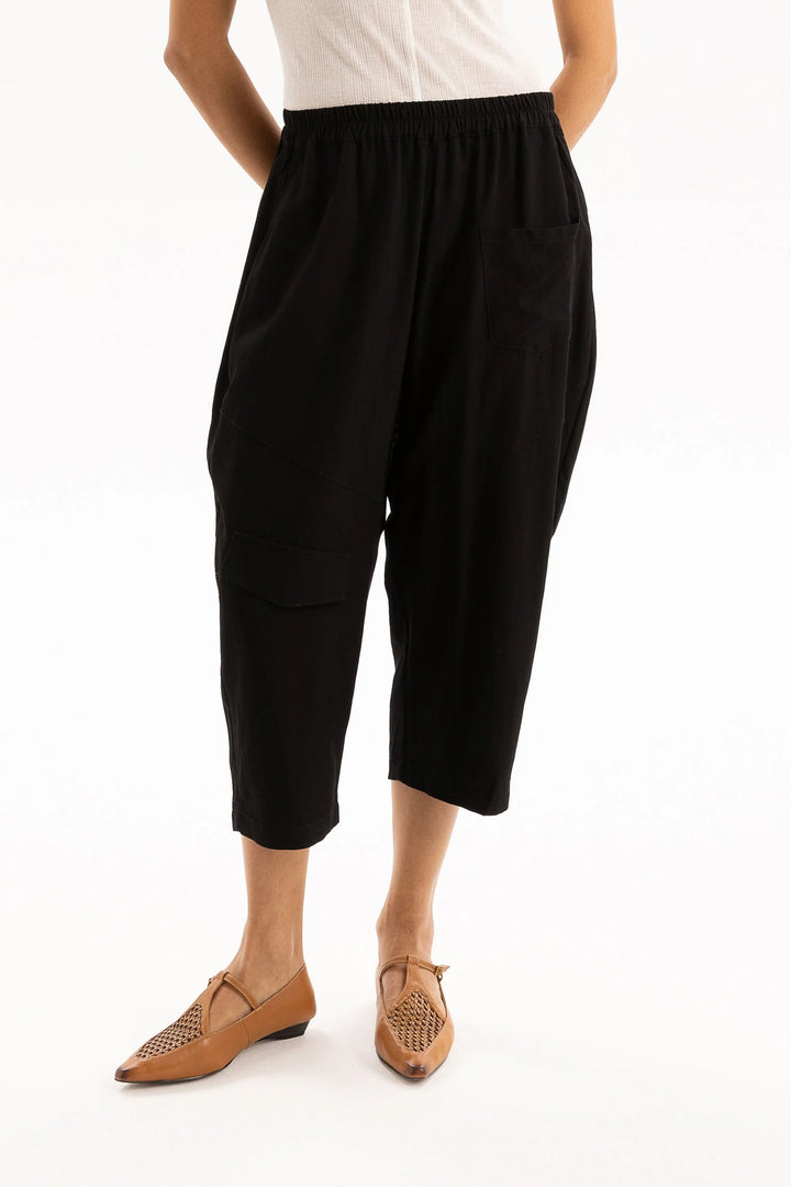 Yvette Pant | Black