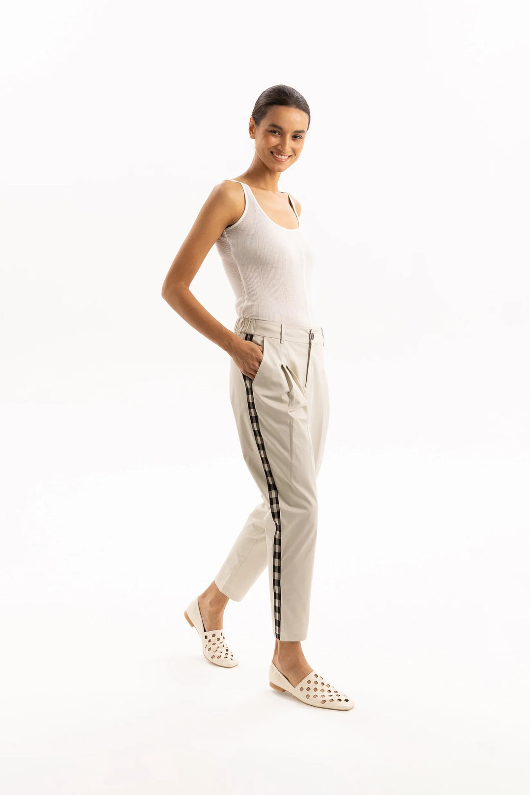 Anna Pant | Sand