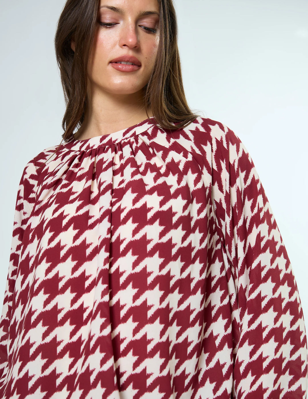 Lou Blouse | Syrah Hounds