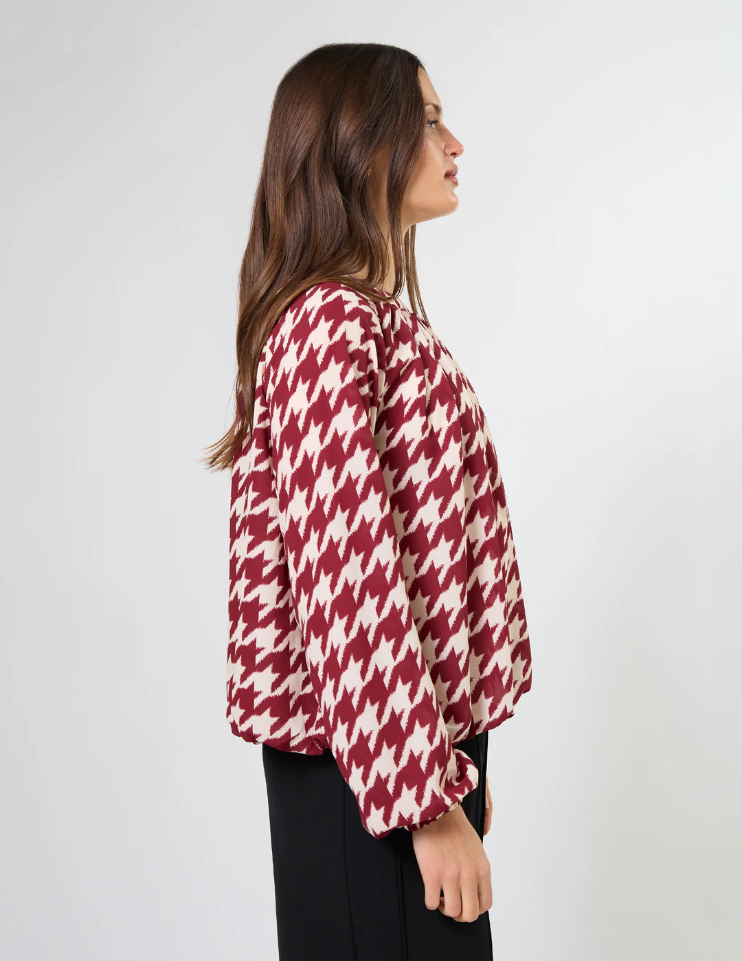 Lou Blouse | Syrah Hounds