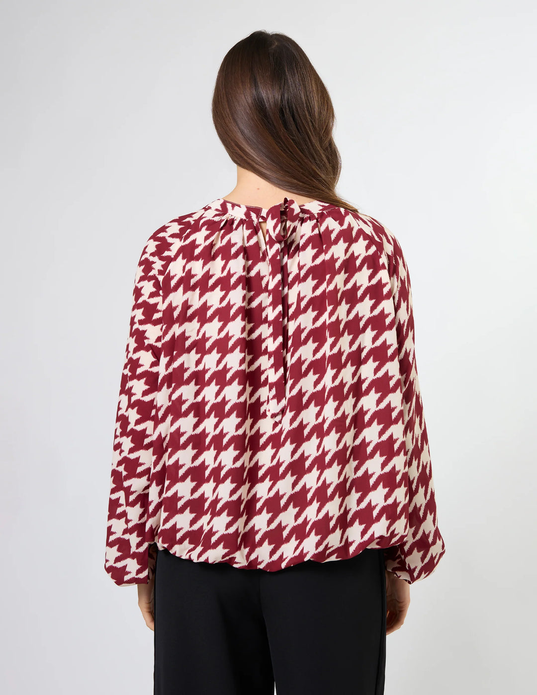 Lou Blouse | Syrah Hounds
