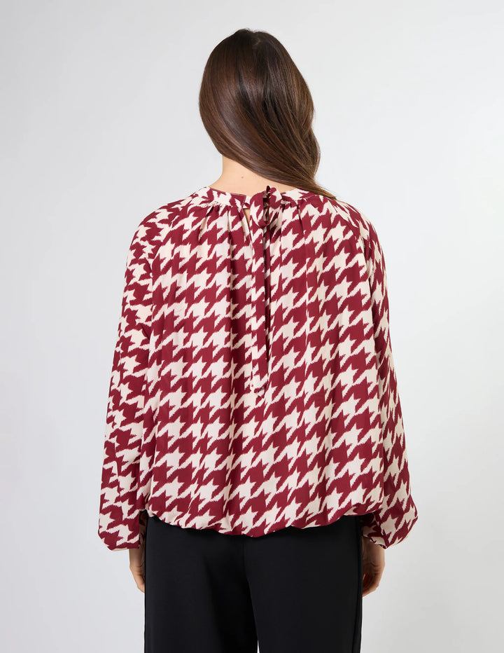 Lou Blouse | Syrah Hounds