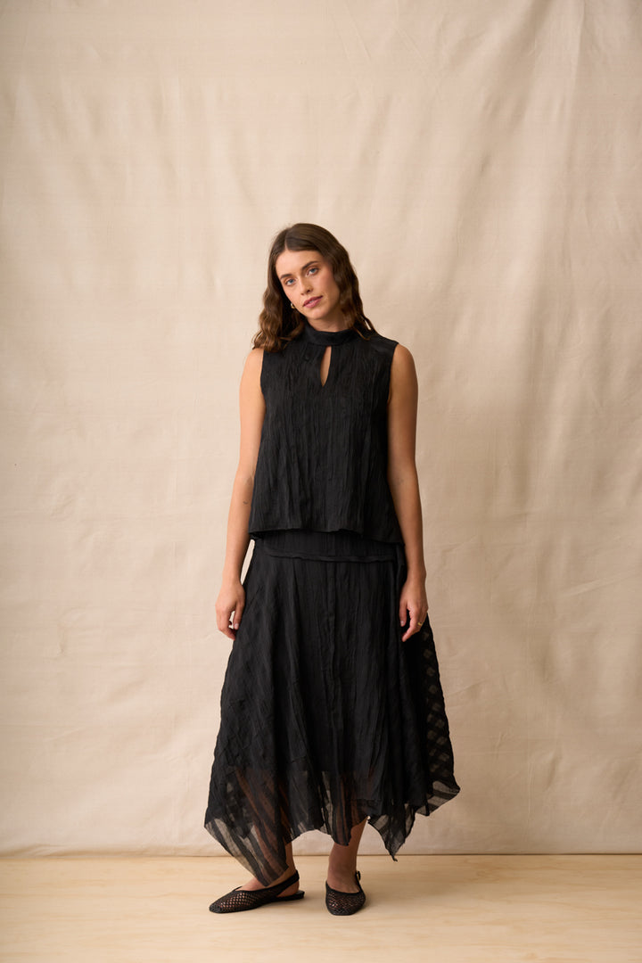 Art House Top | Ebony