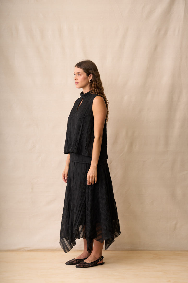 Art House Top | Ebony