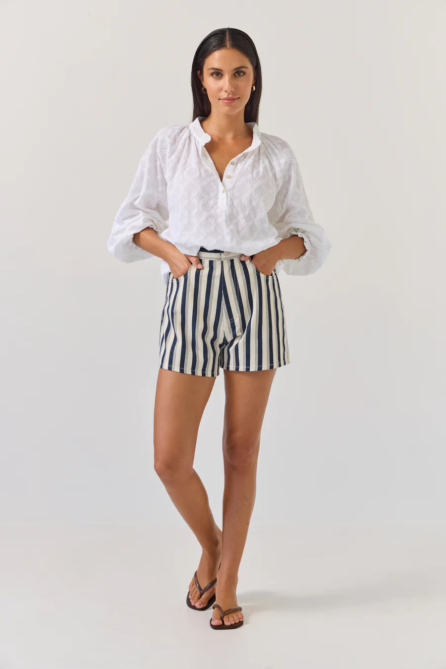 Artist Top | White Deco