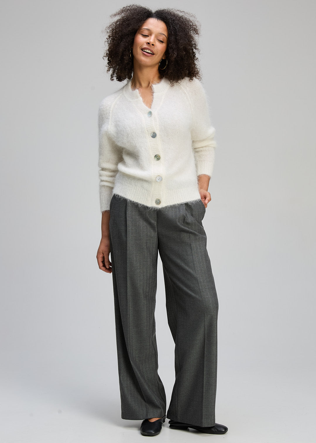Alpaca Cardi | White