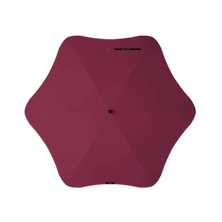Metro | Clubhouse Red
