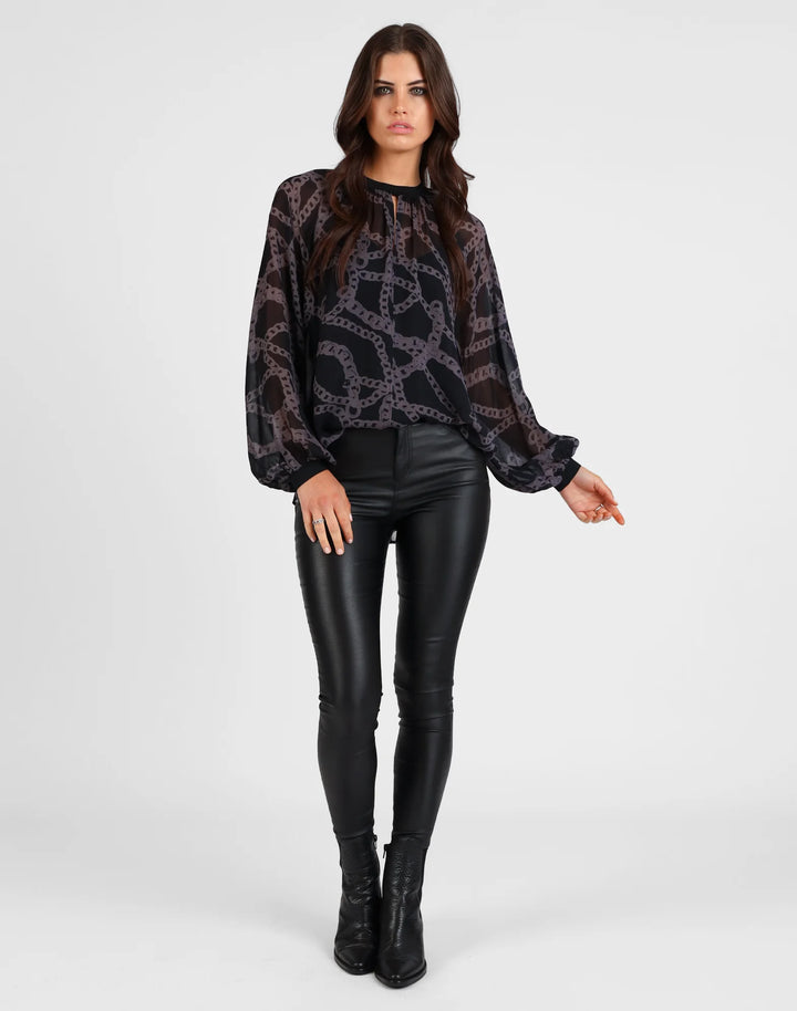 Chain Loop Print Top | Black/Grey