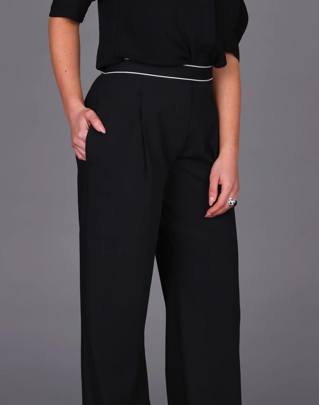 Elastic Waist Wide Leg Pant | Black