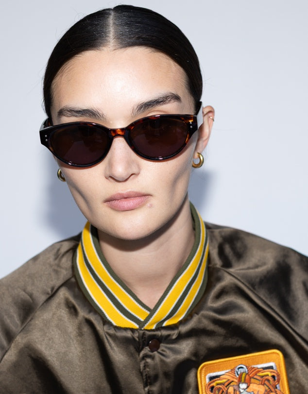 Notting Hill | Dark Turtle