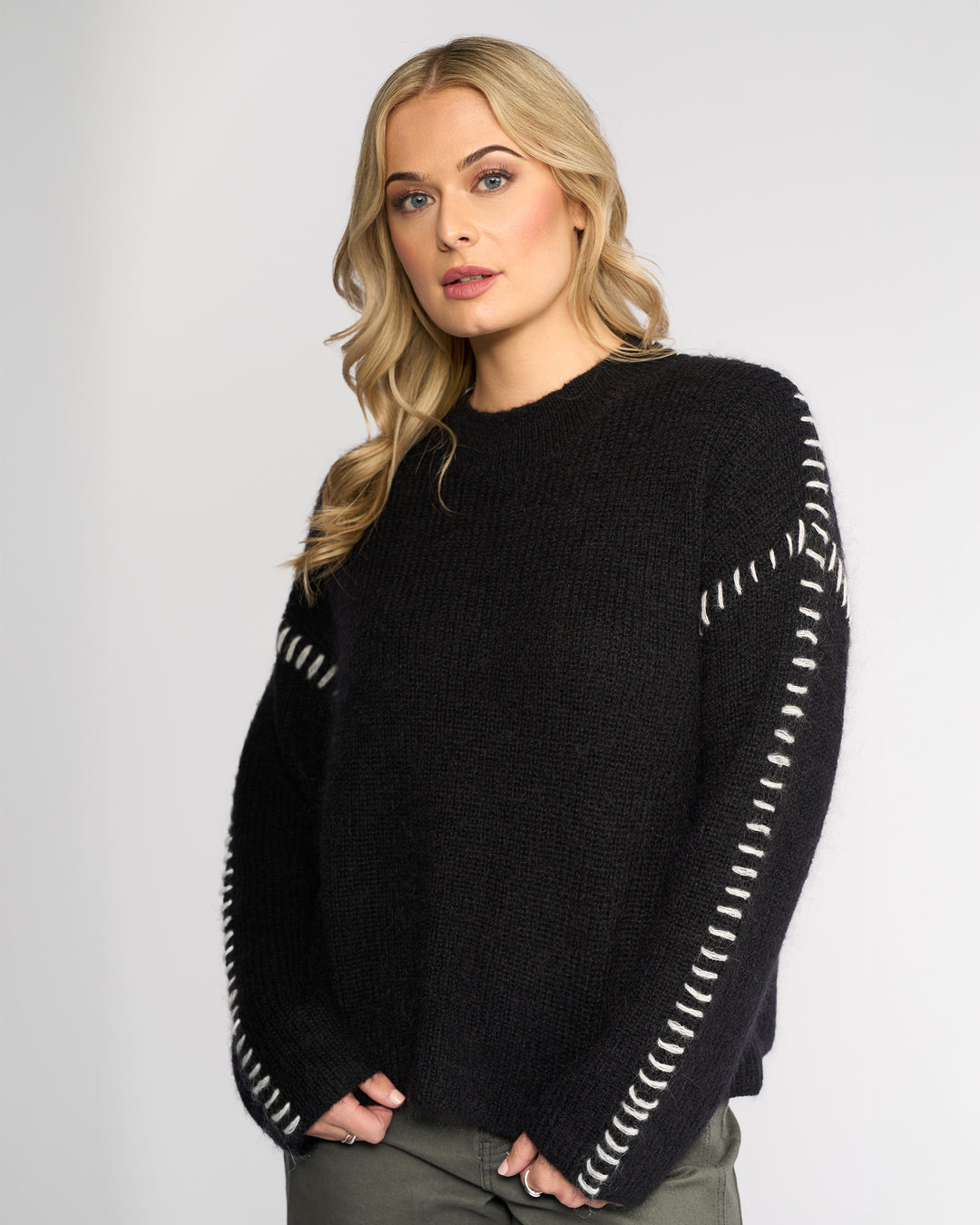 Lennox Sweater | Black/White