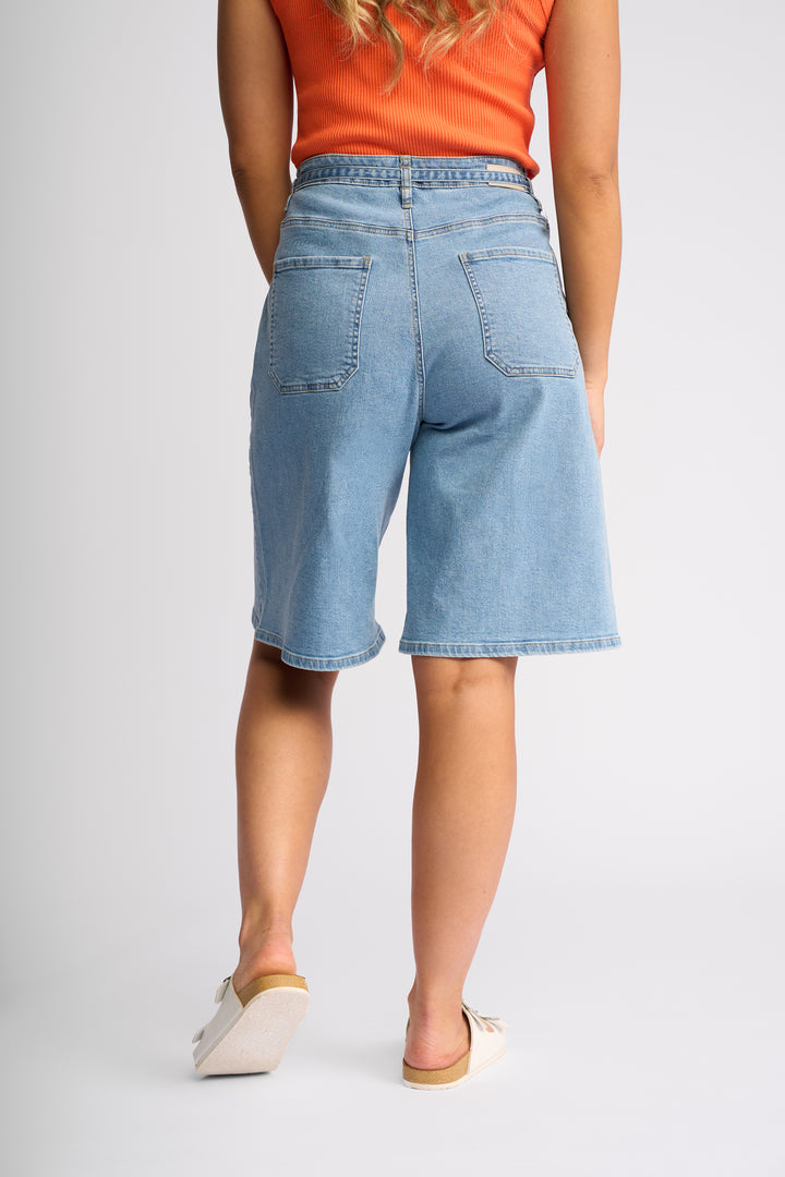 Zuri Short | Light Wash Denim