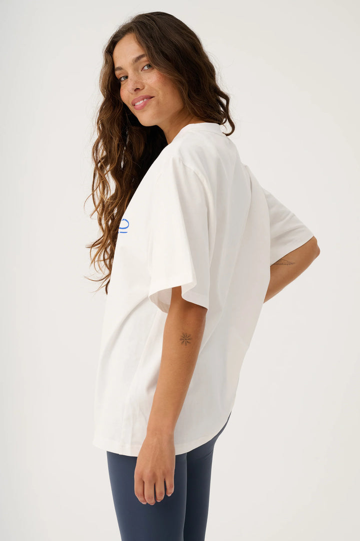 Jeana Tee | Smooth Sailing