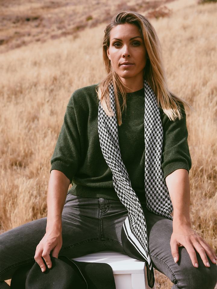 The Hunter Scarf | Black/White