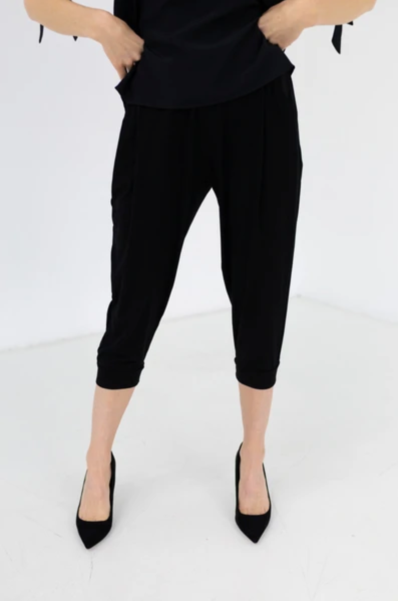 Flyer Crop Pant | Black